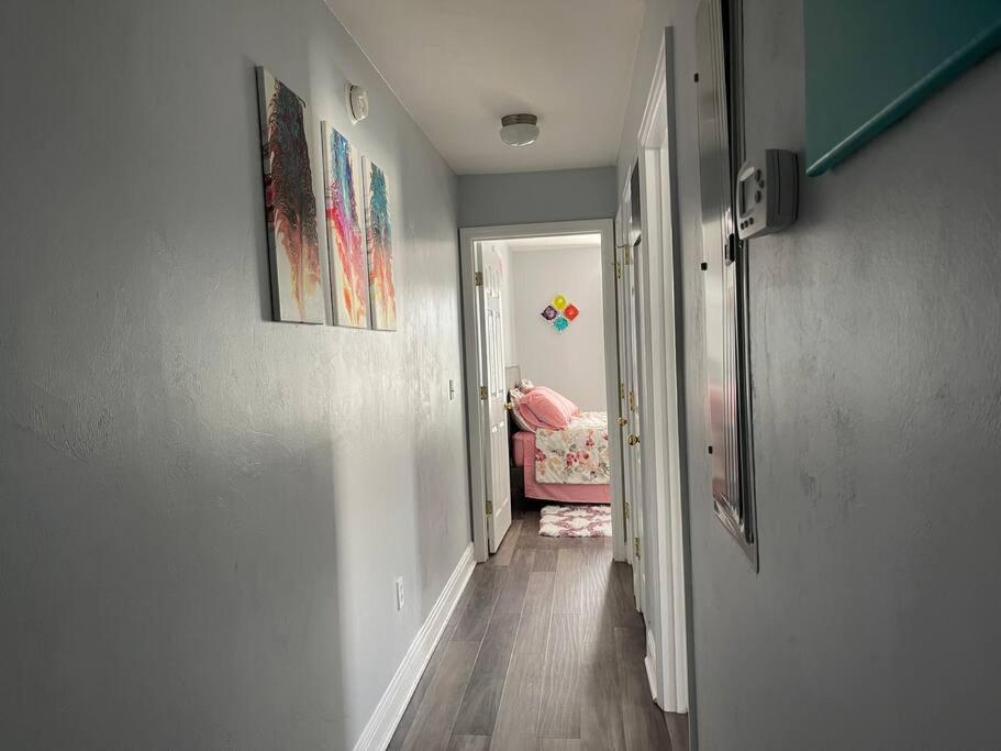 Cheerful 3-Bedrooms With Free Parking On Premises Tallahassee Bagian luar foto