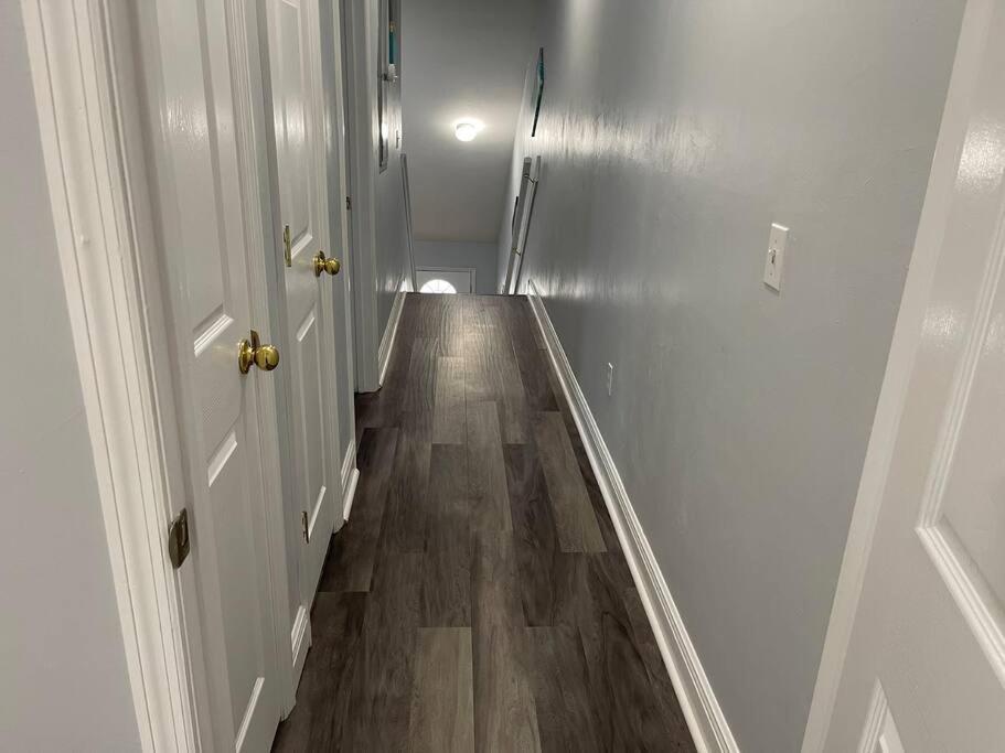 Cheerful 3-Bedrooms With Free Parking On Premises Tallahassee Bagian luar foto